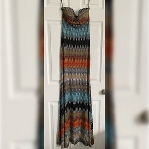 Maxi summer dress size small strapless